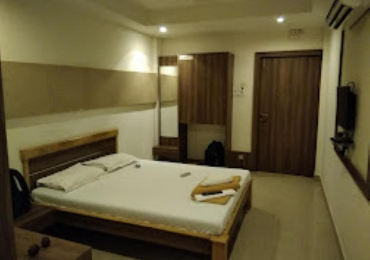Hotel Jaltarang Kalmath Kankavali Exterior foto