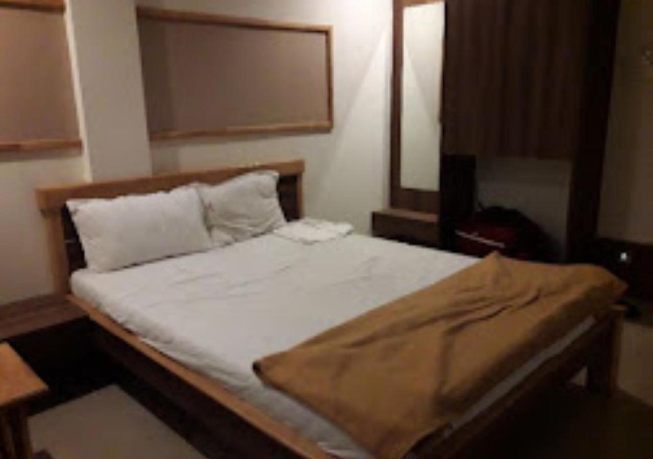Hotel Jaltarang Kalmath Kankavali Exterior foto